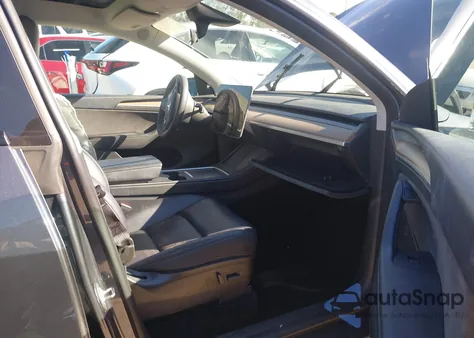 2022 Tesla Model Y Performance Dual Motor All-Wheel Drive from USA, damaged, VIN 7SAYGDEF6NF546719